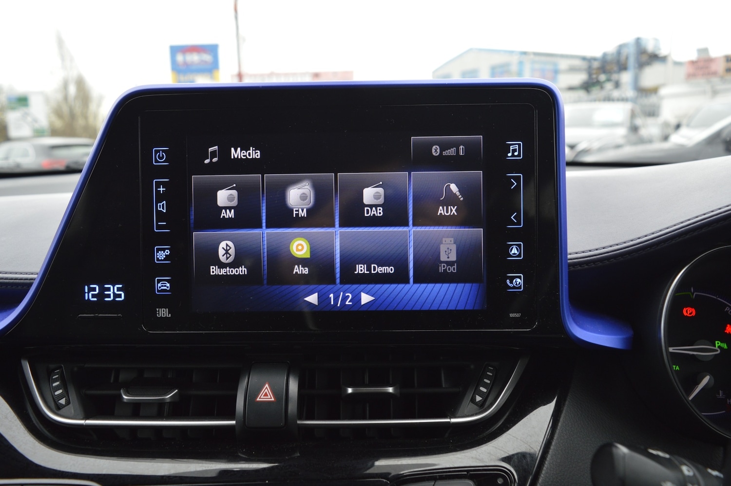 Used Toyota C-HR 2018 for sale - 76879609: Photo 19