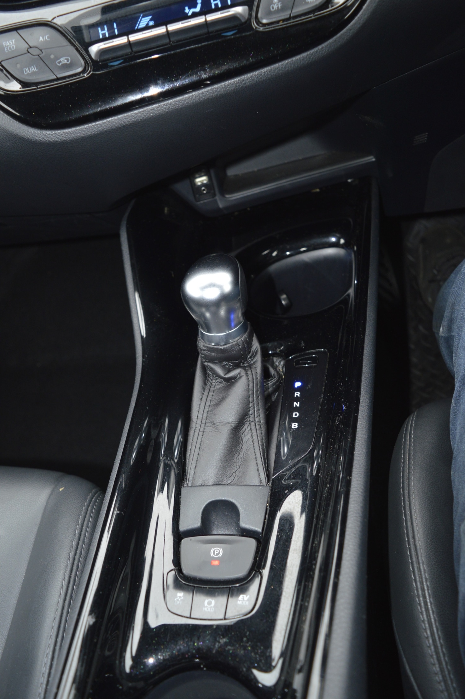 Used Toyota C-HR 2018 for sale - 76879609: Photo 20