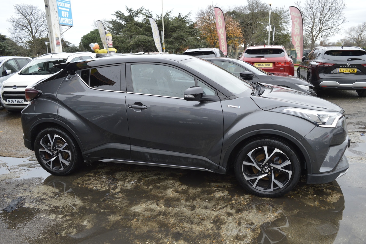Used Toyota C-HR 2018 for sale - 76879609: Photo 6