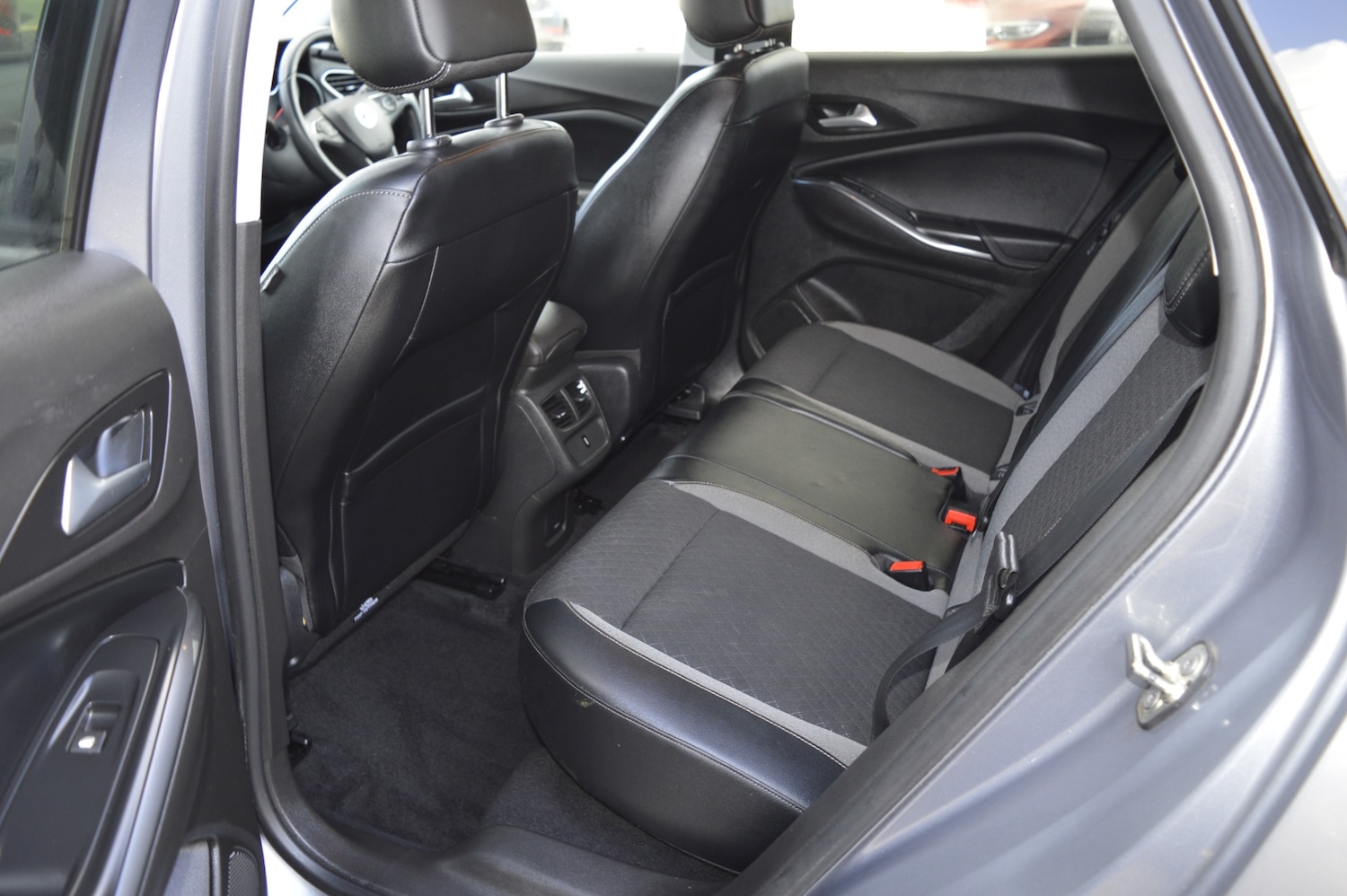 Used Vauxhall Grandland X 2018 for sale - 78025351: Photo 11