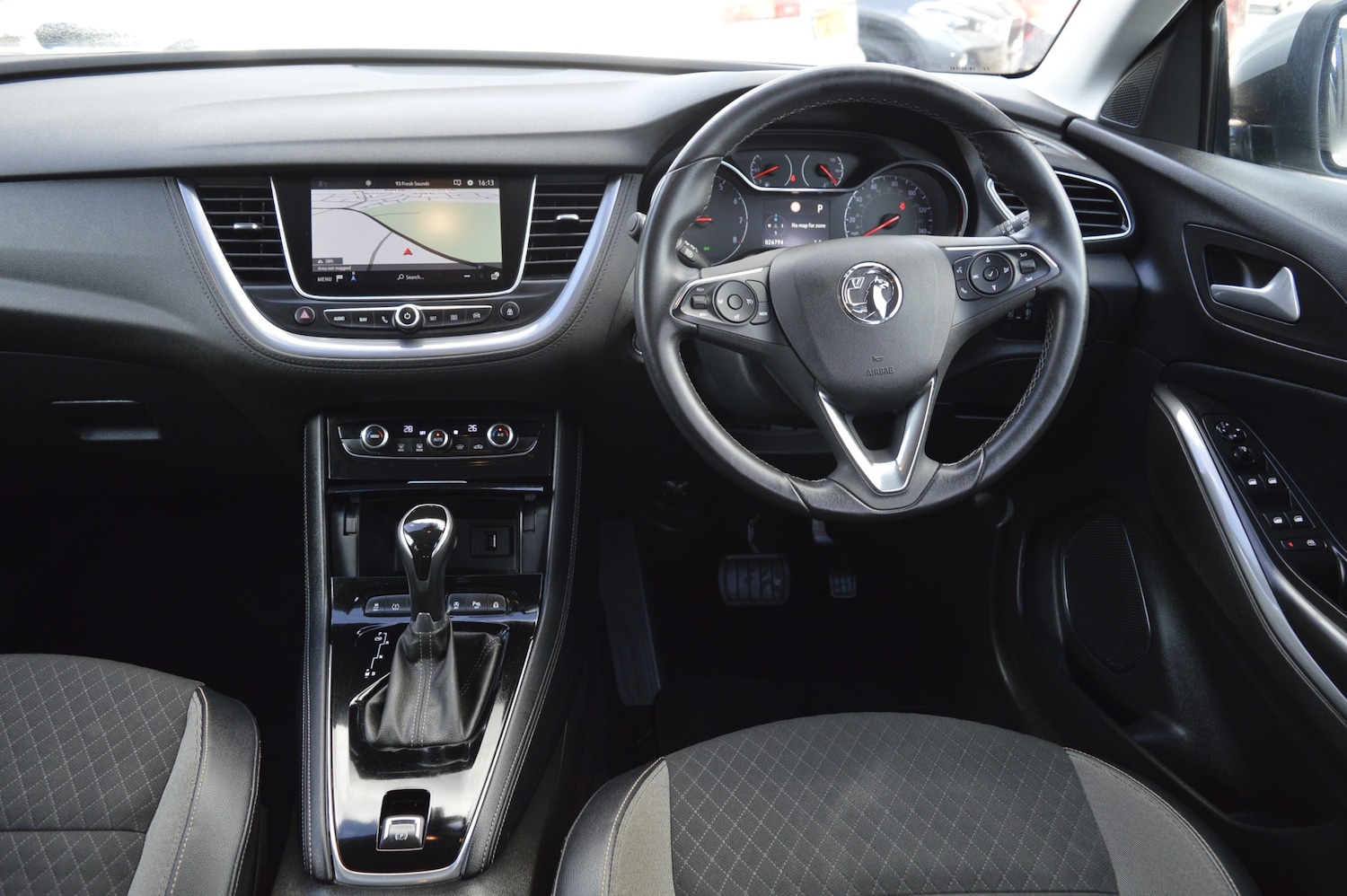 Used Vauxhall Grandland X 2018 for sale - 78025351: Photo 14