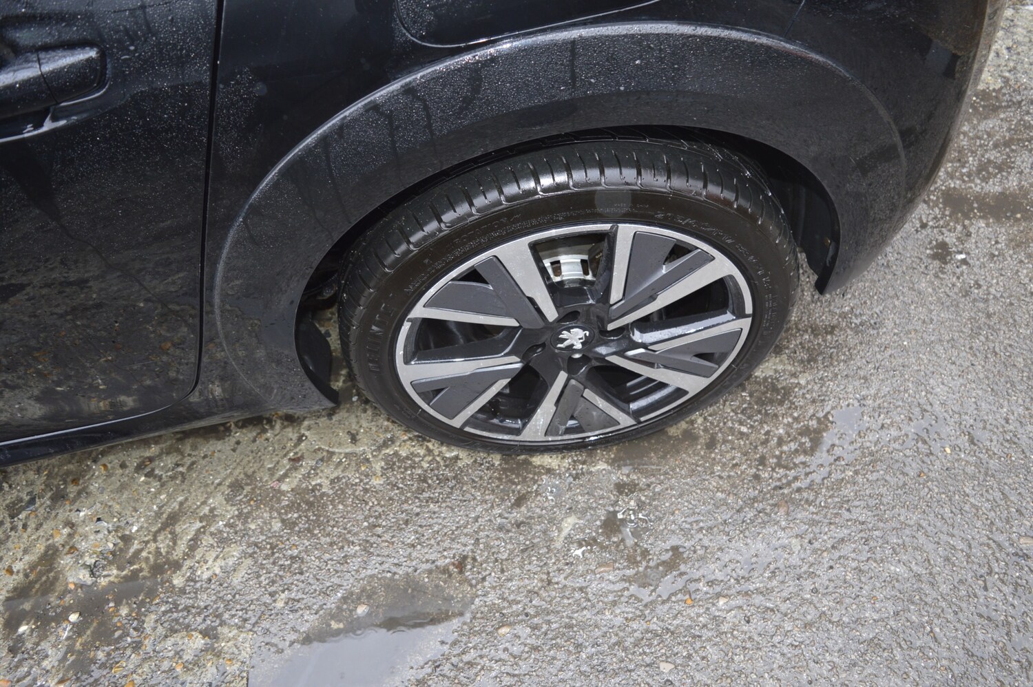 Used Peugeot 208 2020 for sale - 77459845: Photo 22