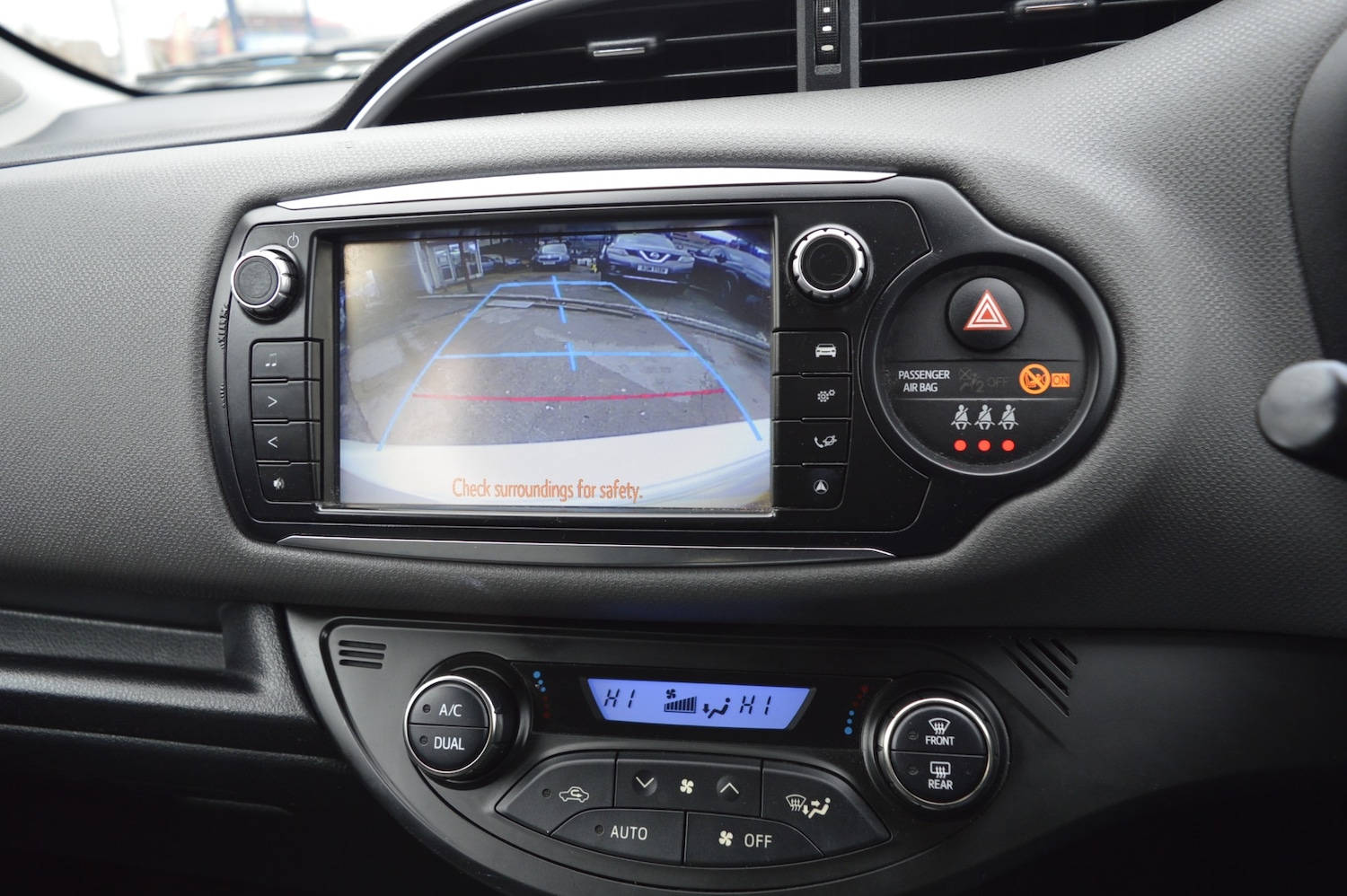 Used Toyota Yaris 2014 for sale - 77557024: Photo 19