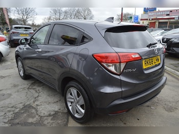 Used Honda HR-V 2018 for sale - 76847367: Photo