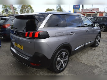 Used Peugeot 5008 2018 for sale - 78213155: Photo