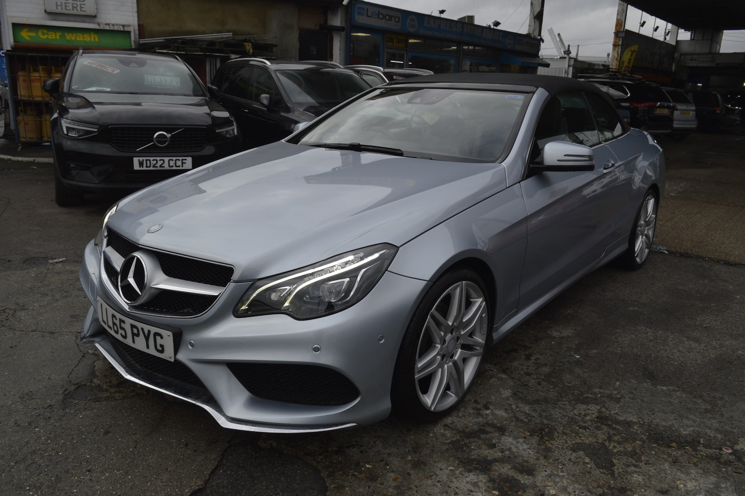 Used Mercedes-Benz E Class 2015 for sale - 76922538: Photo 3