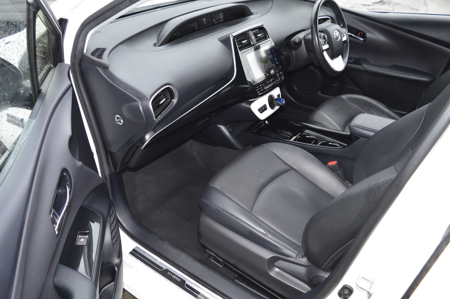 Used Toyota Prius 2018 for sale - 77715467: Photo 11