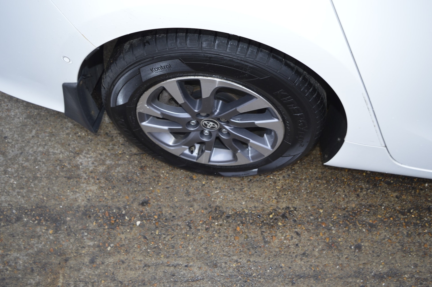 Used Toyota Prius 2018 for sale - 77715467: Photo 24