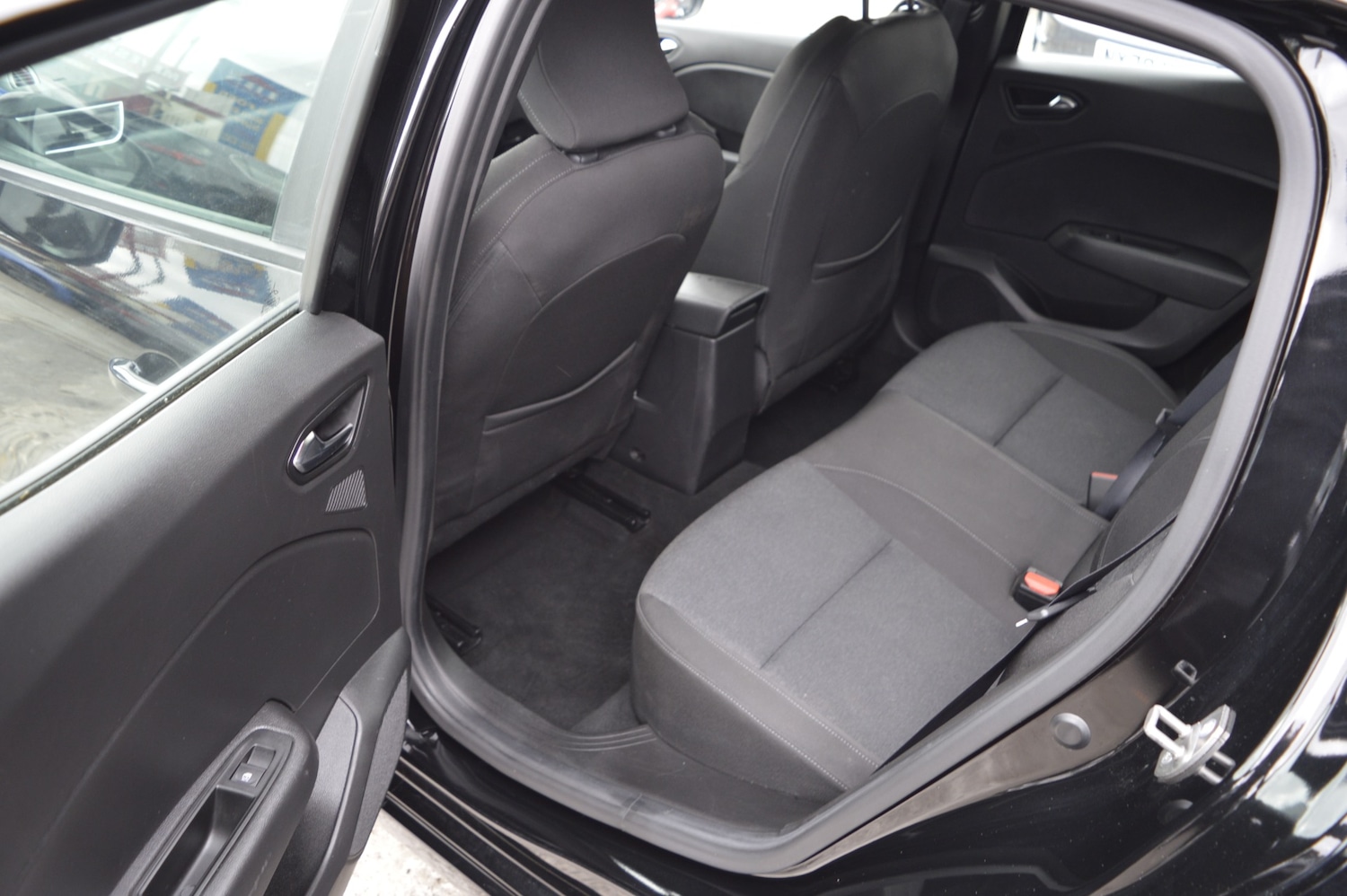 Used Renault Clio 2023 for sale - 76724125: Photo 10