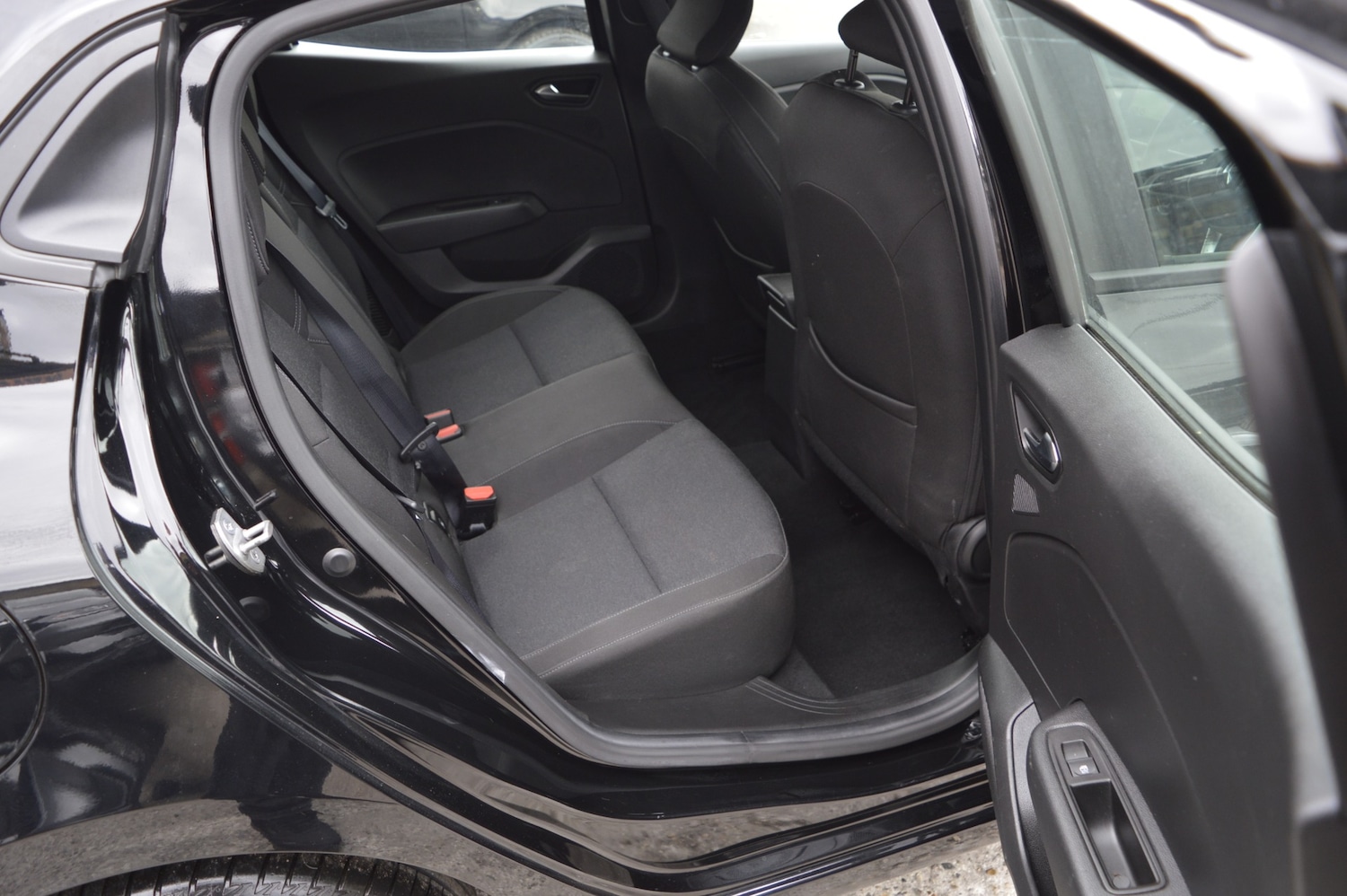 Used Renault Clio 2023 for sale - 76724125: Photo 12