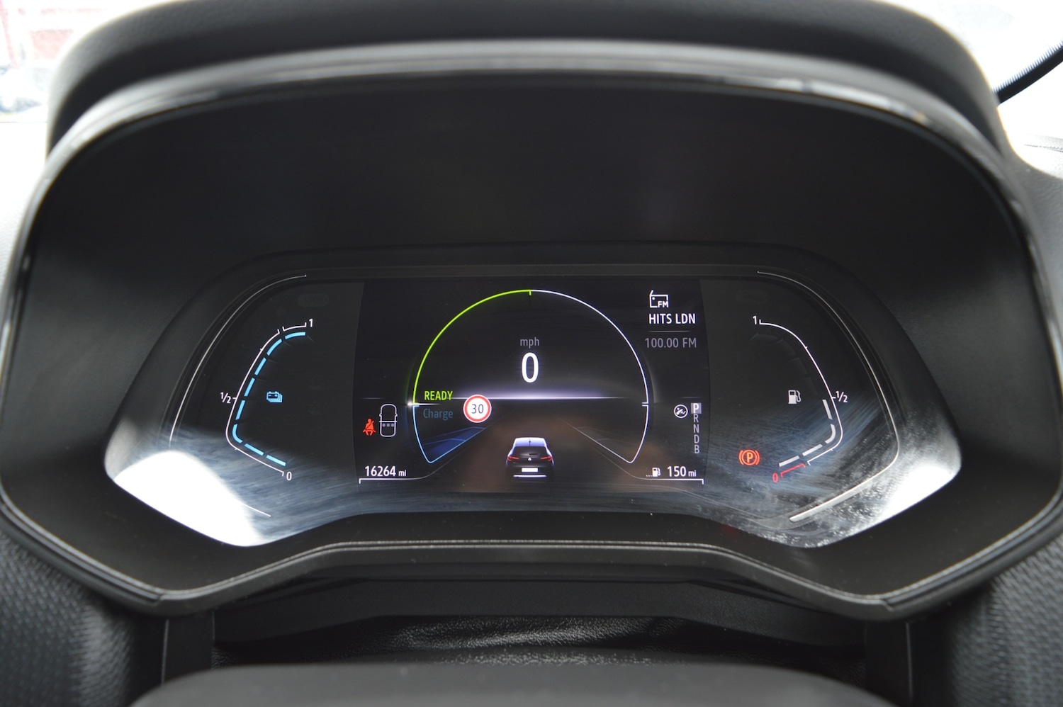 Used Renault Clio 2023 for sale - 76724125: Photo 15