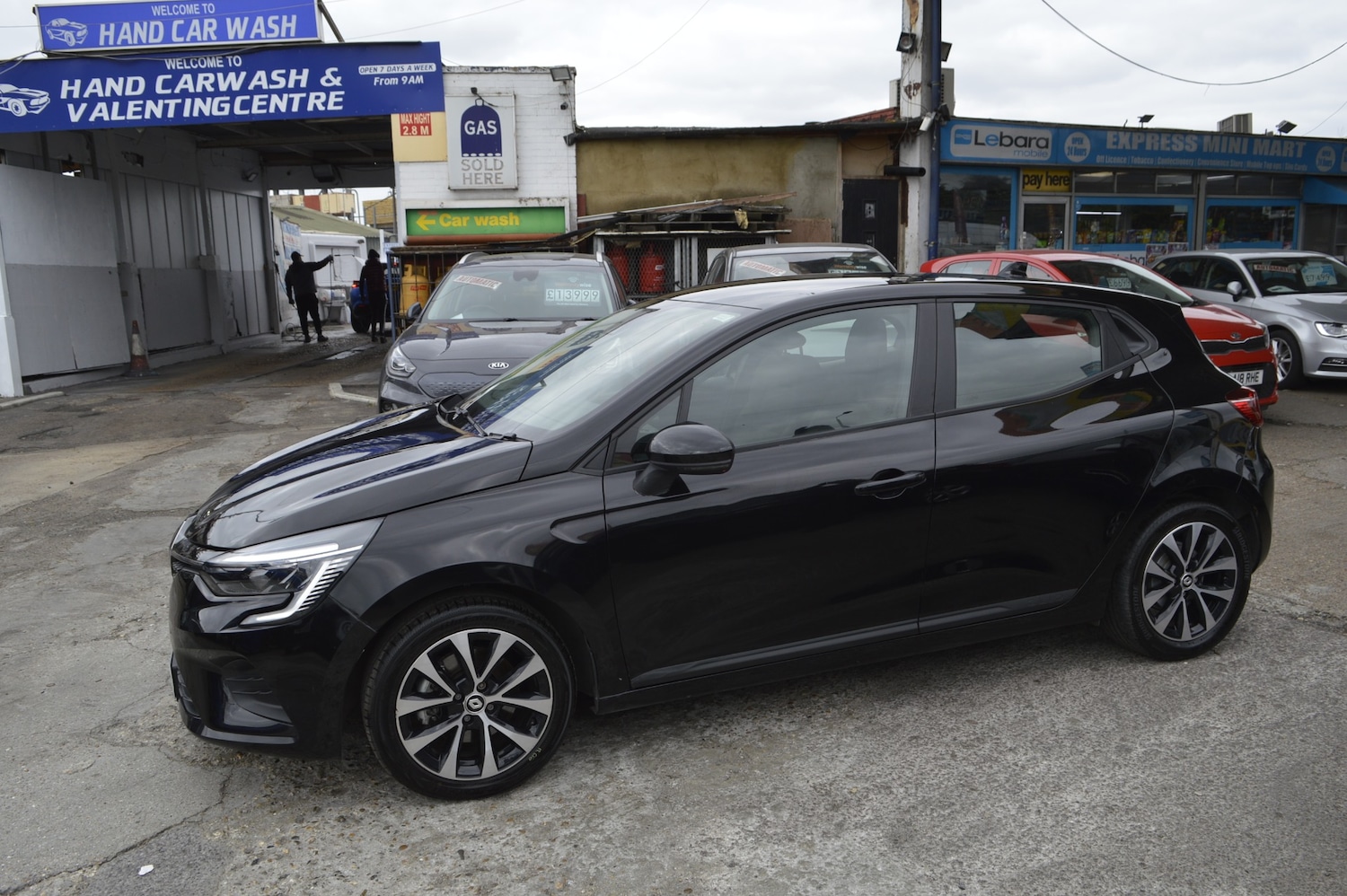 Used Renault Clio 2023 for sale - 76724125: Photo 5