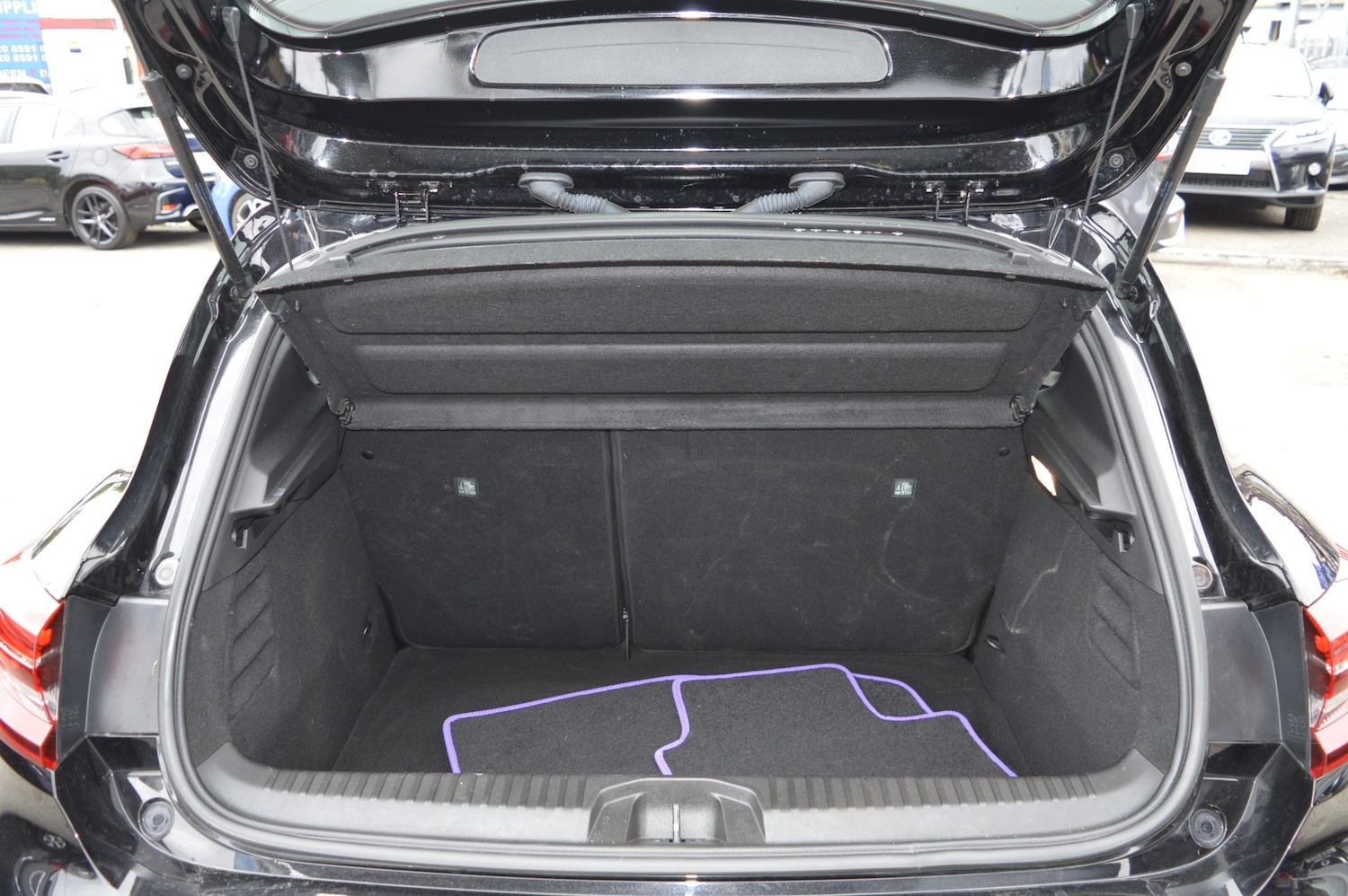 Used Renault Clio 2023 for sale - 76724125: Photo 9