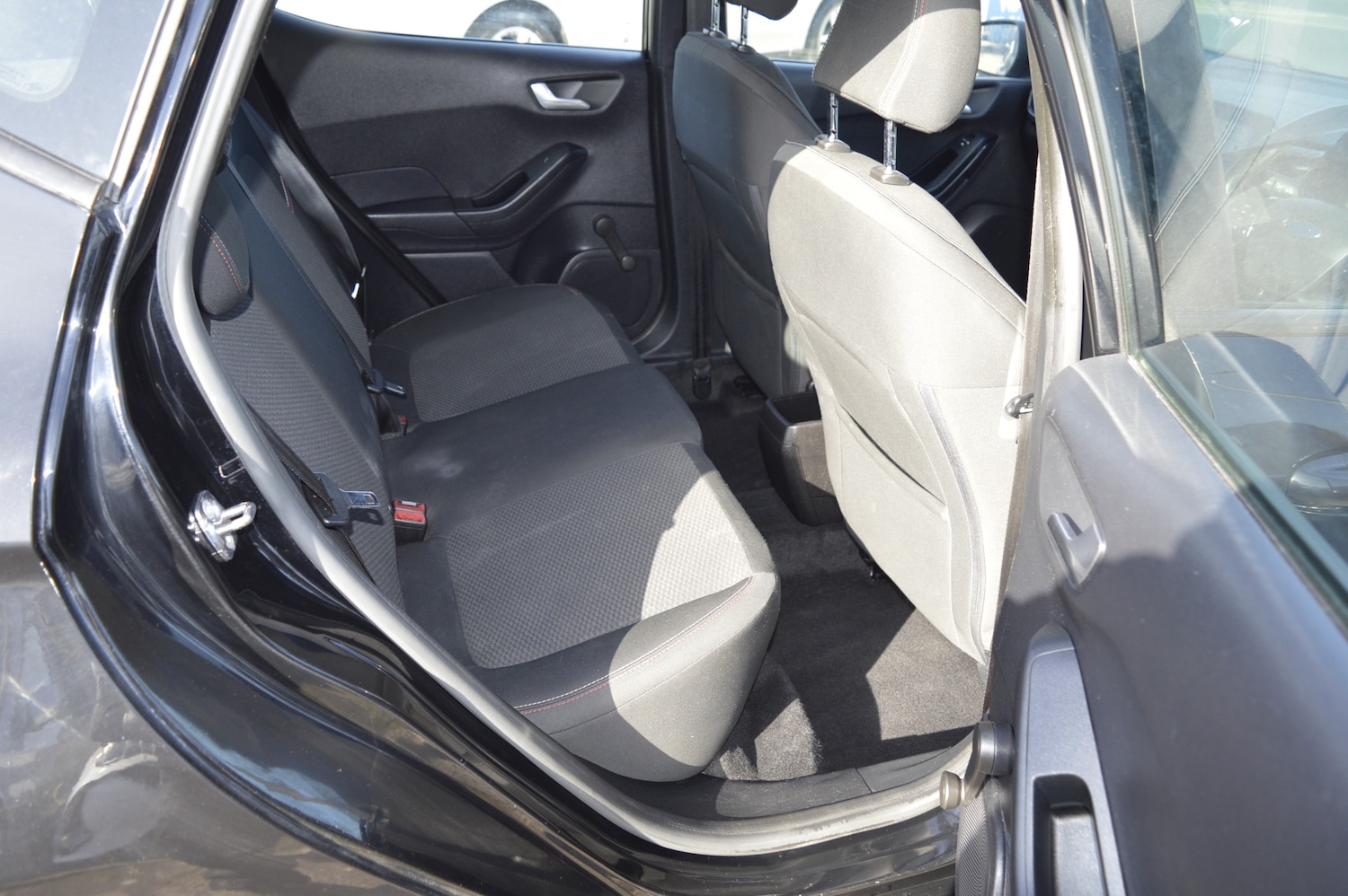 Used Ford Fiesta 2017 for sale - 77774836: Photo 12