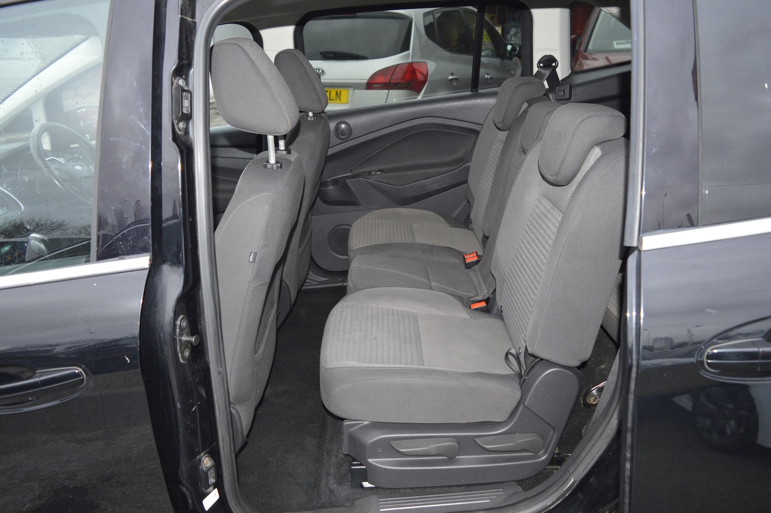 Used Ford Grand C-Max 2016 for sale - 77888261: Photo 11