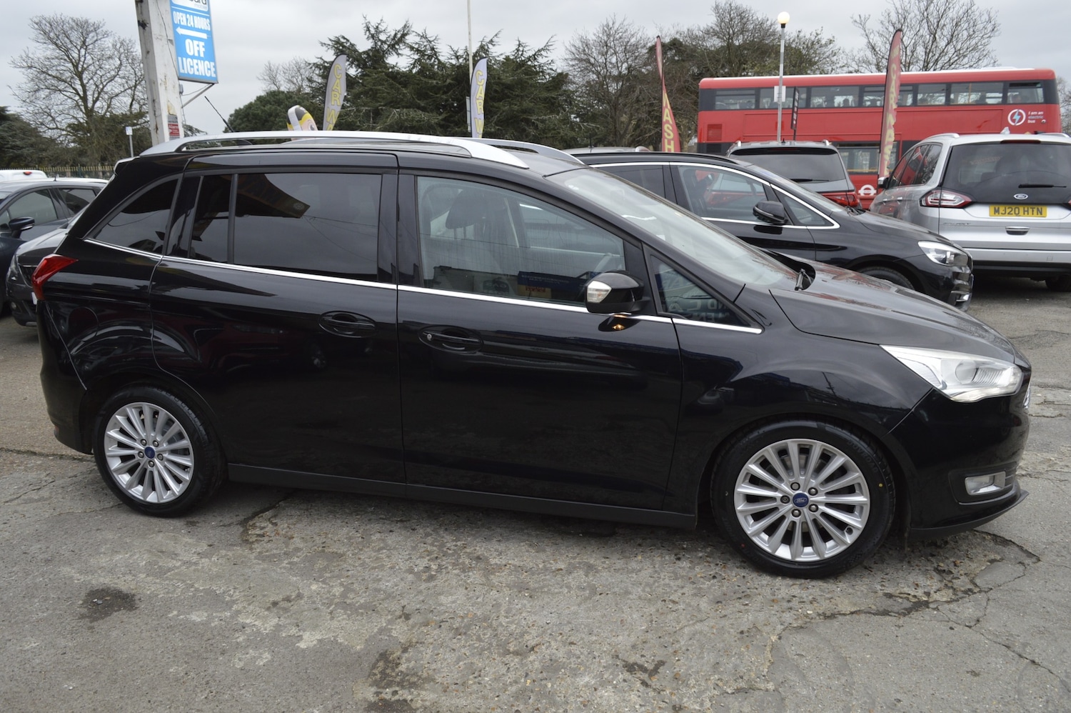 Used Ford Grand C-Max 2016 for sale - 77888261: Photo 6