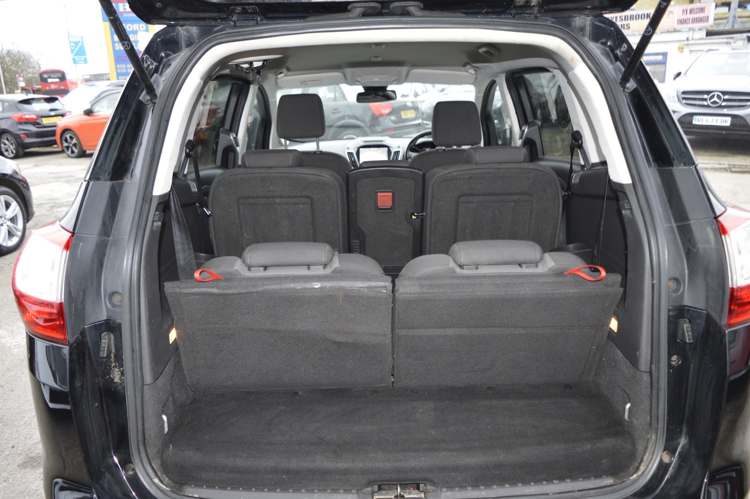 Used Ford Grand C-Max 2016 for sale - 77888261: Photo 9