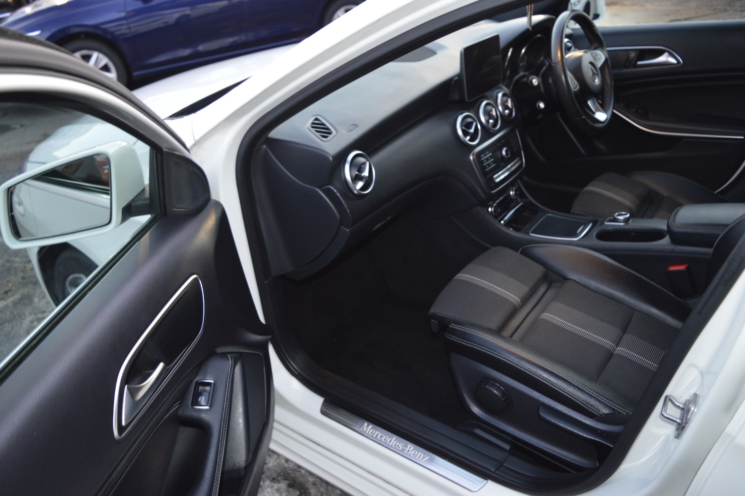 Used Mercedes-Benz A-Class 2018 for sale - 77107235: Photo 11