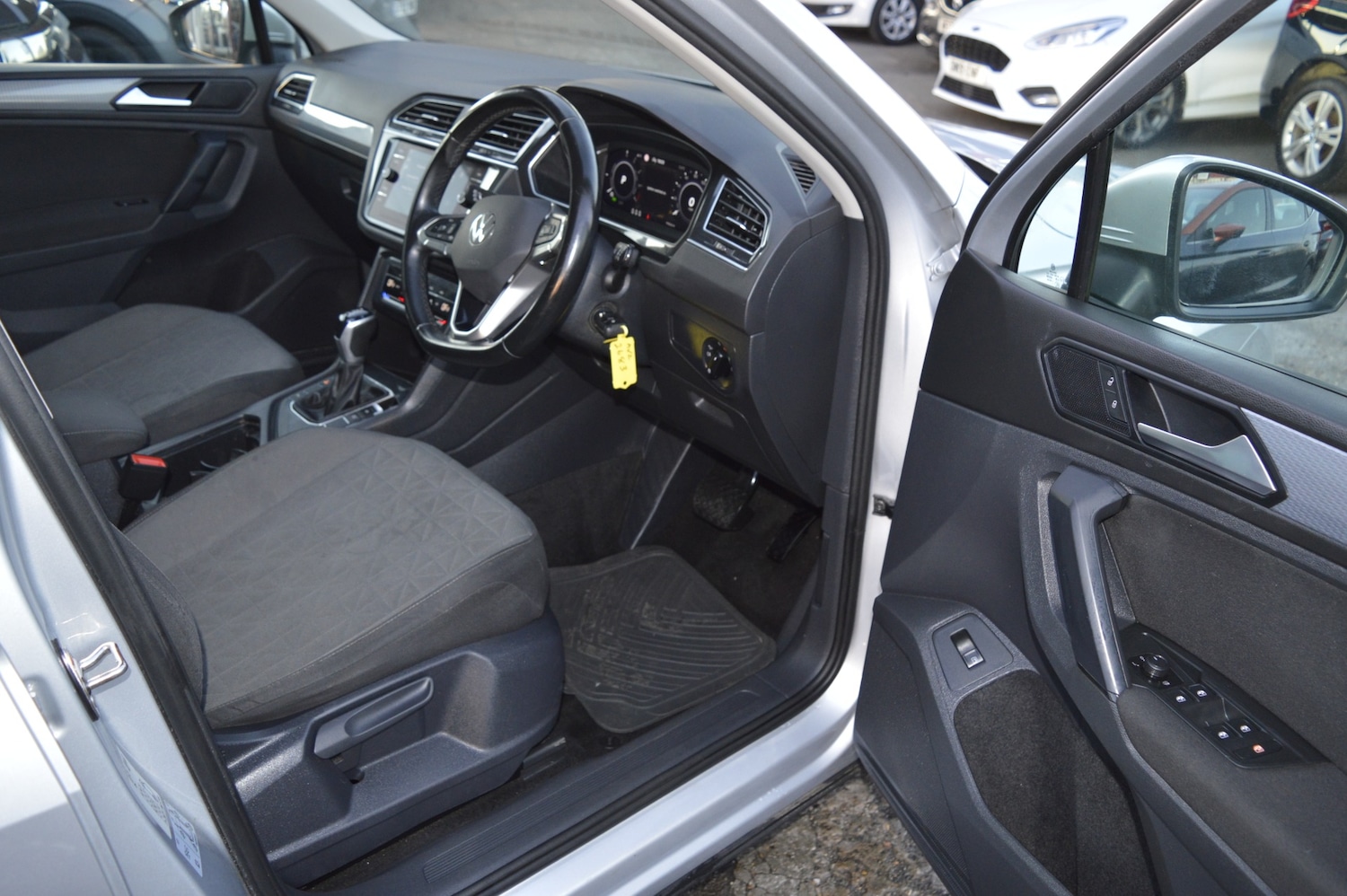 Used Volkswagen Tiguan 2022 for sale - 77989860: Photo 15