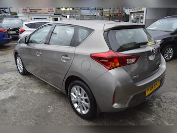 Used Toyota Auris 2014 for sale - 76492207: Photo