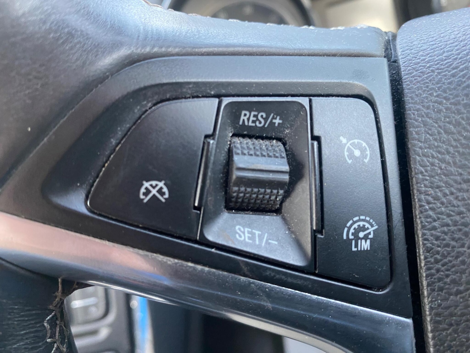 Used Vauxhall Mokka 2014 for sale - 76122552: Photo 42