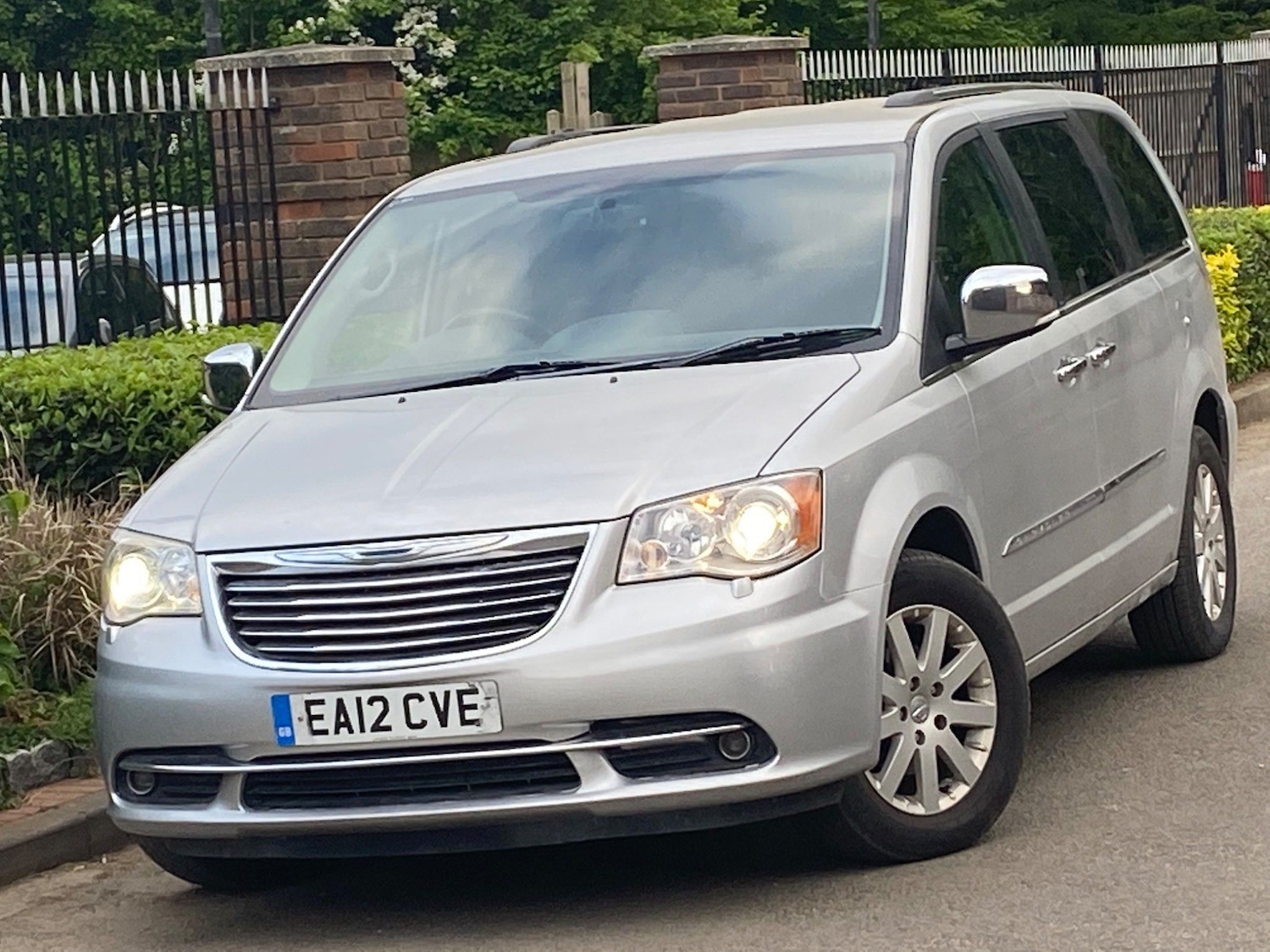 Used Chrysler Grand Voyager 2012 for sale - 76123082: Photo 1