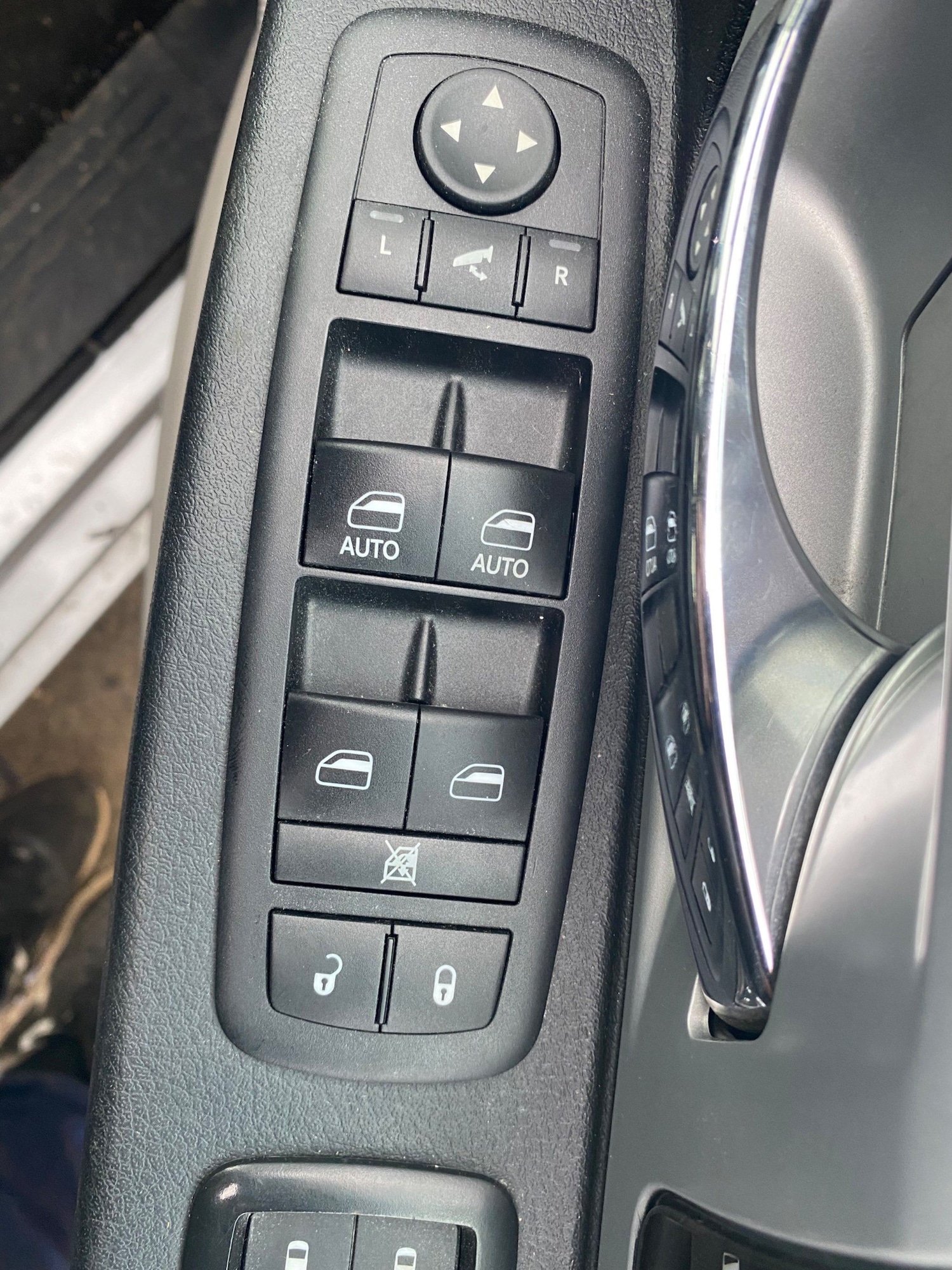 Used Chrysler Grand Voyager 2012 for sale - 76123082: Photo 13