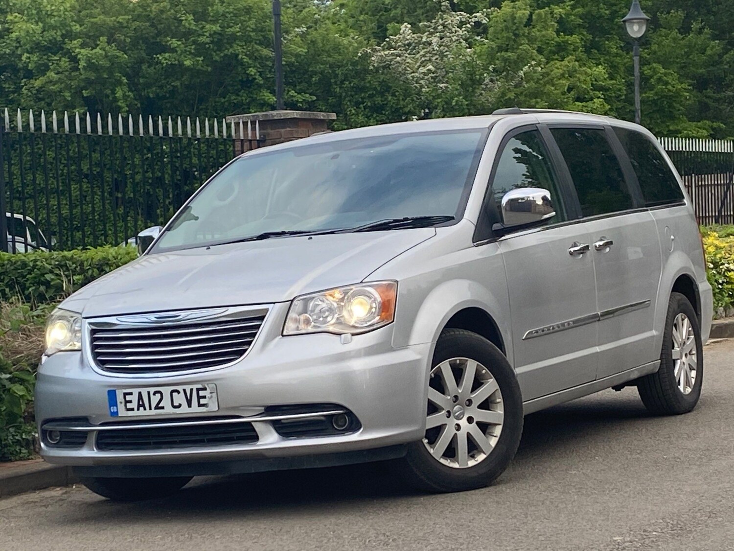 Used Chrysler Grand Voyager 2012 for sale - 76123082: Photo 6