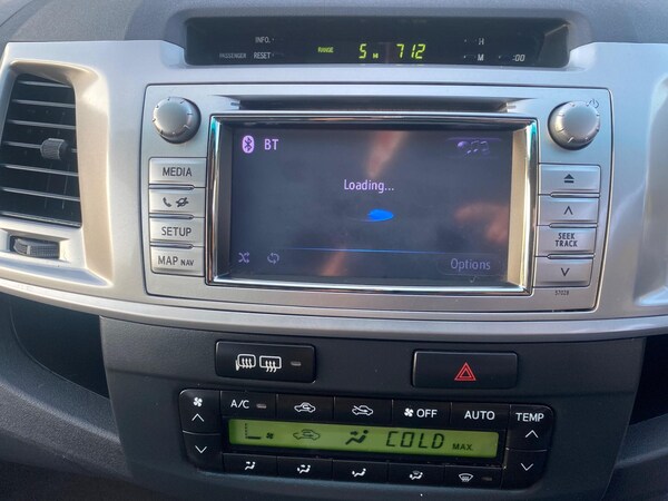 Used Toyota Hilux 2012 for sale - 76122961: Photo 30