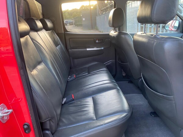 Used Toyota Hilux 2012 for sale - 76122961: Photo 42