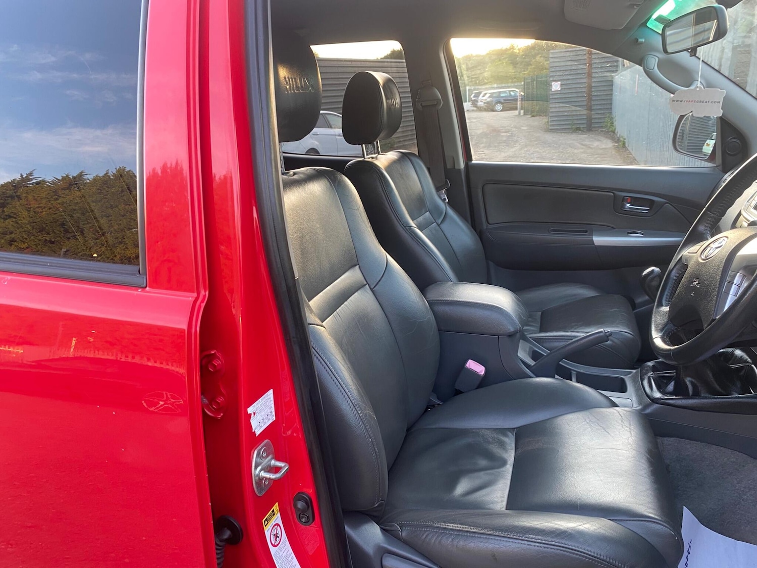 Used Toyota Hilux 2012 for sale - 76122961: Photo 46