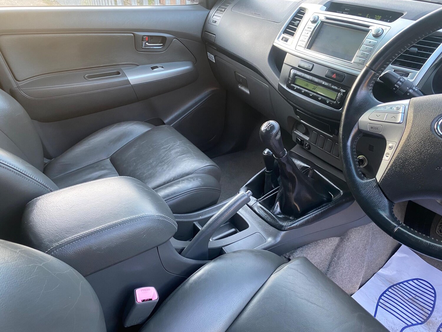 Used Toyota Hilux 2012 for sale - 76122961: Photo 49