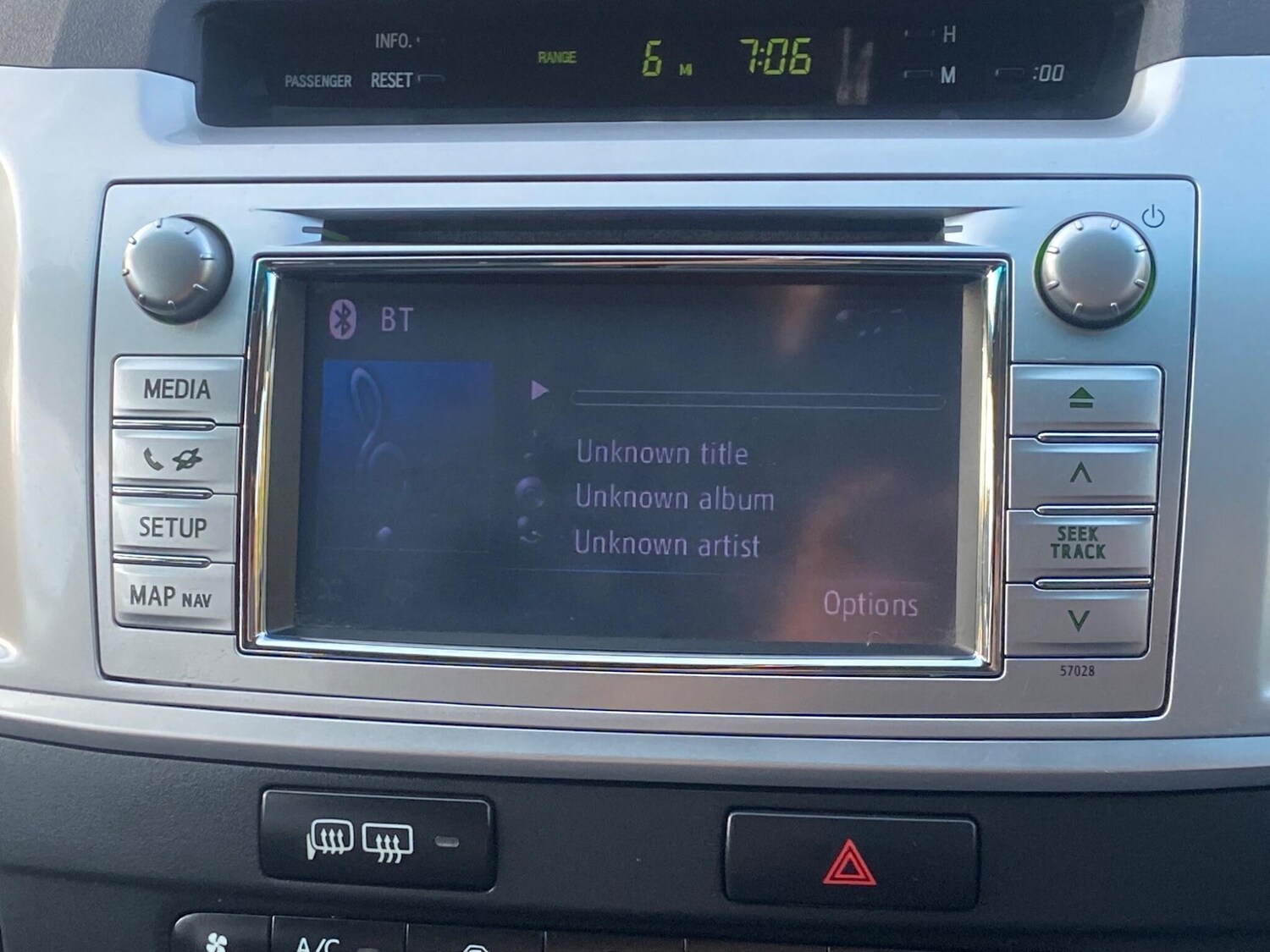 Used Toyota Hilux 2012 for sale - 76122961: Photo 51