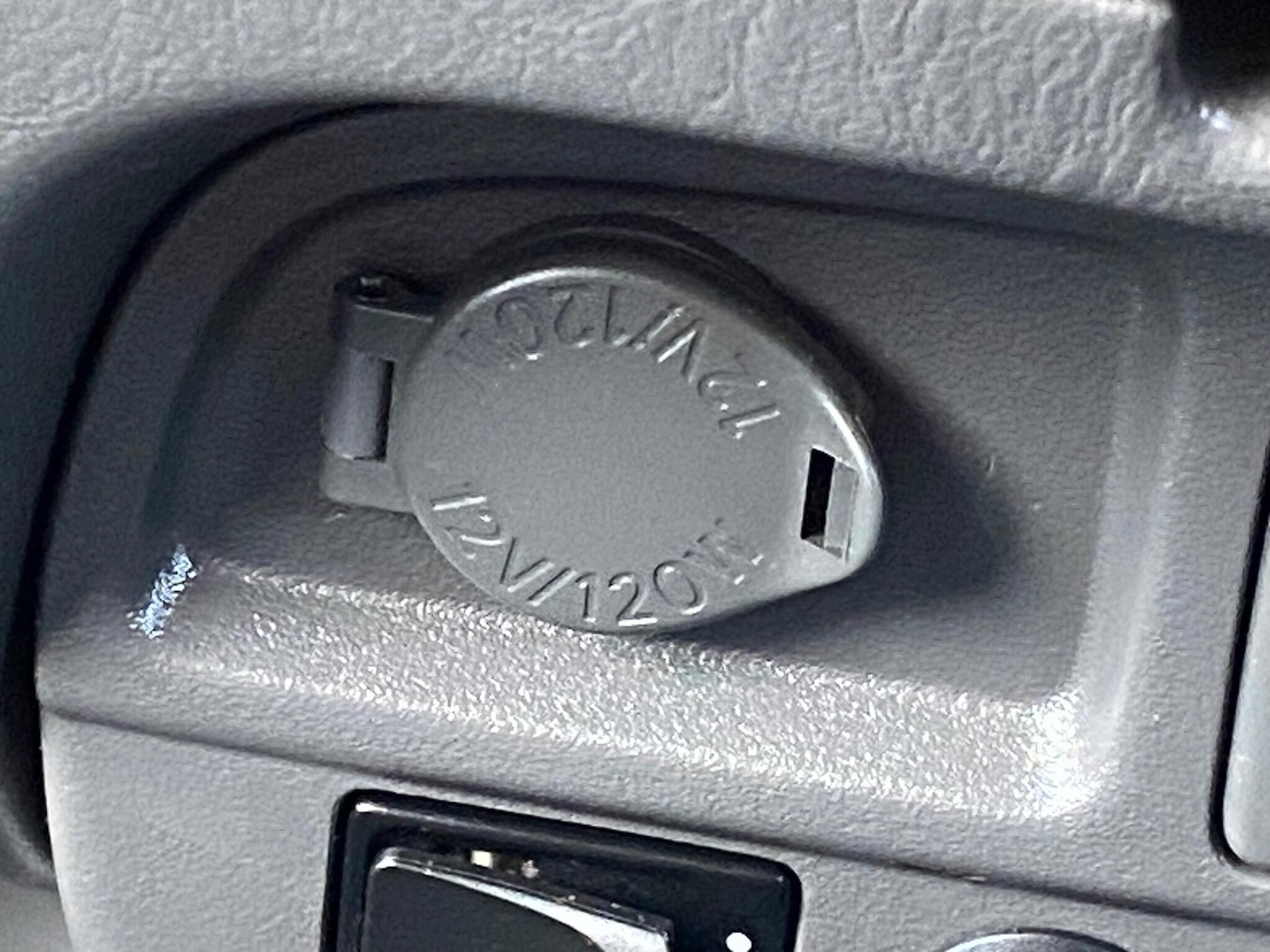 Used Toyota Hilux 2012 for sale - 76122961: Photo 52