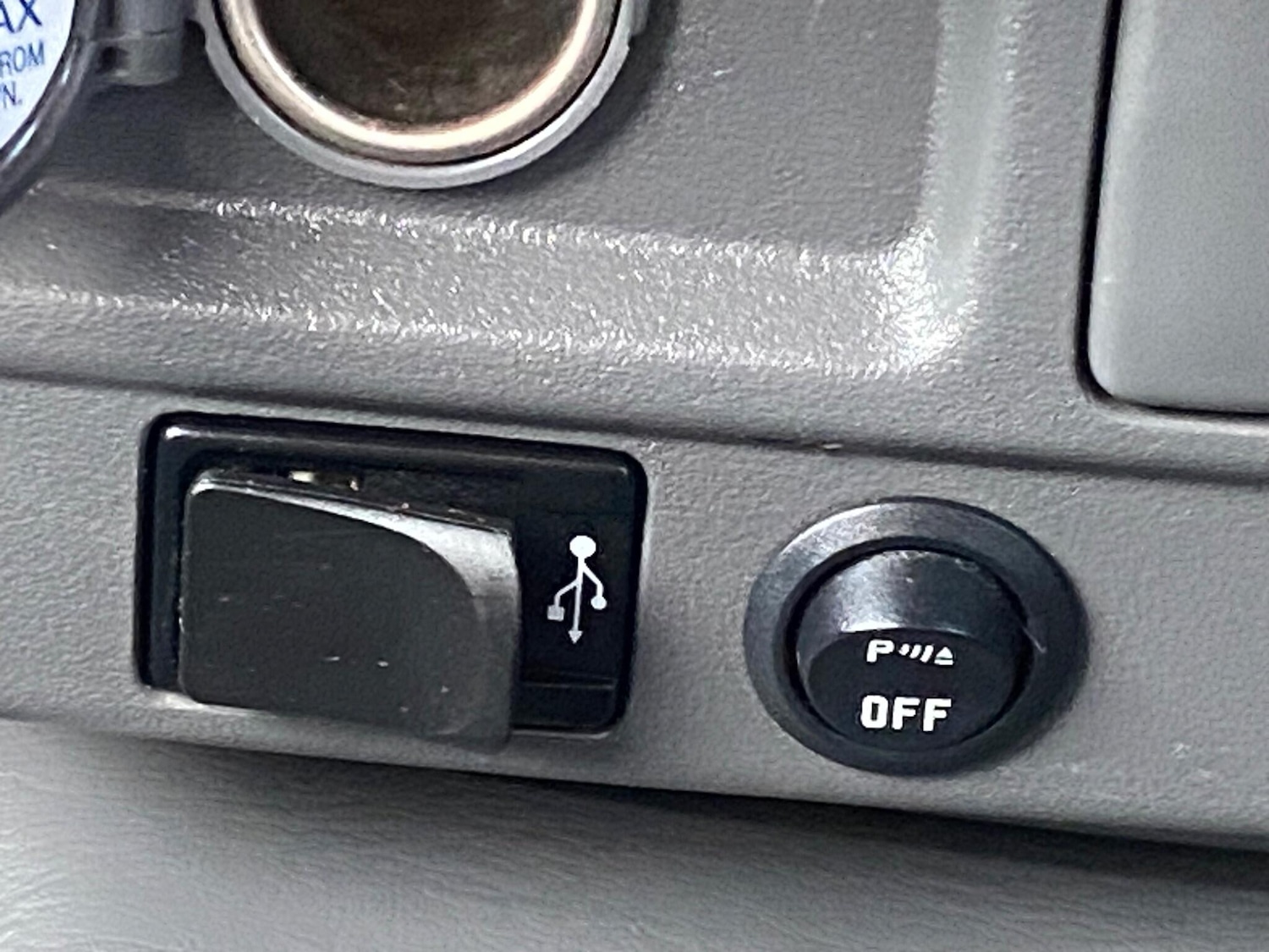 Used Toyota Hilux 2012 for sale - 76122961: Photo 54