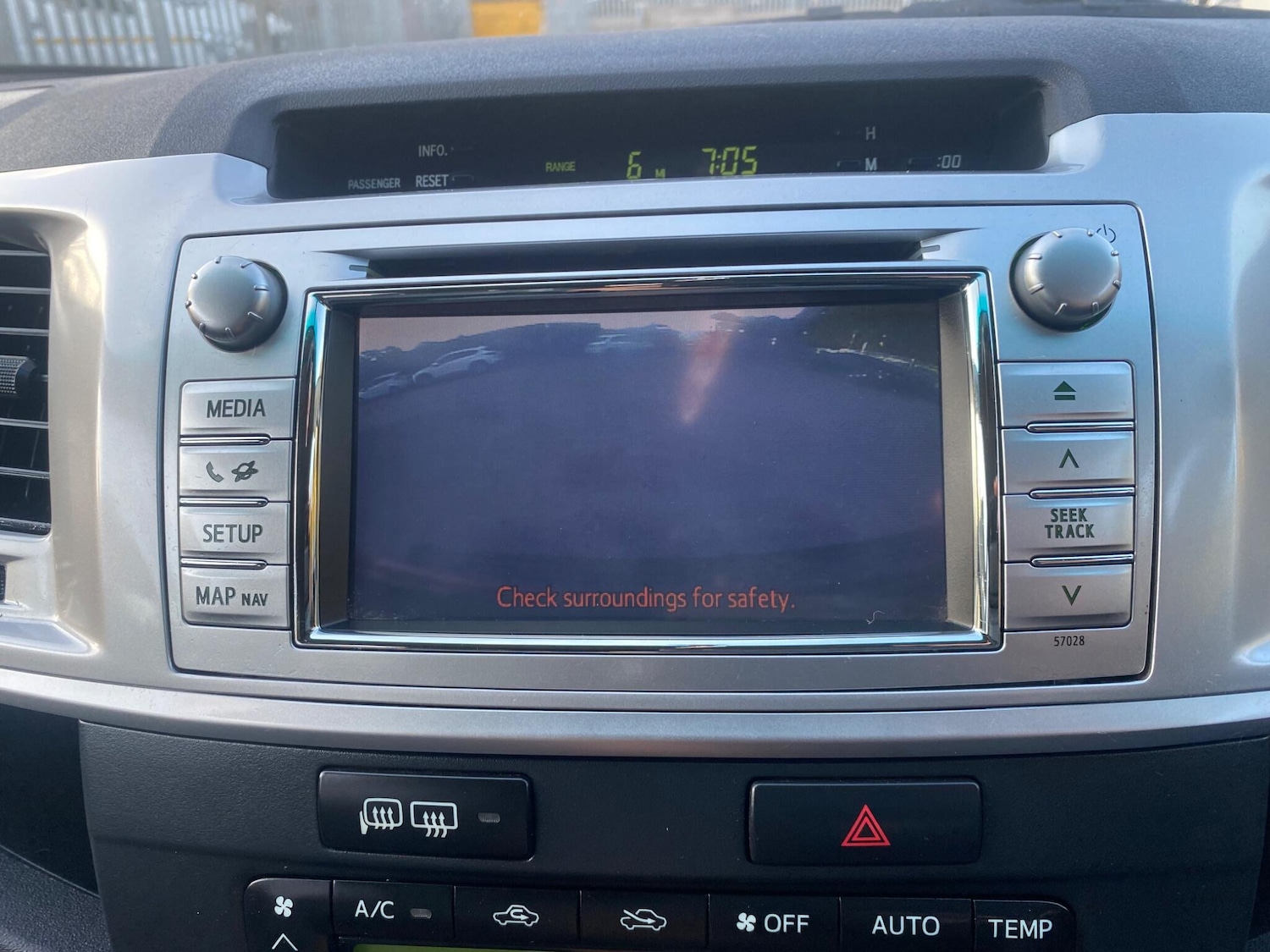 Used Toyota Hilux 2012 for sale - 76122961: Photo 58