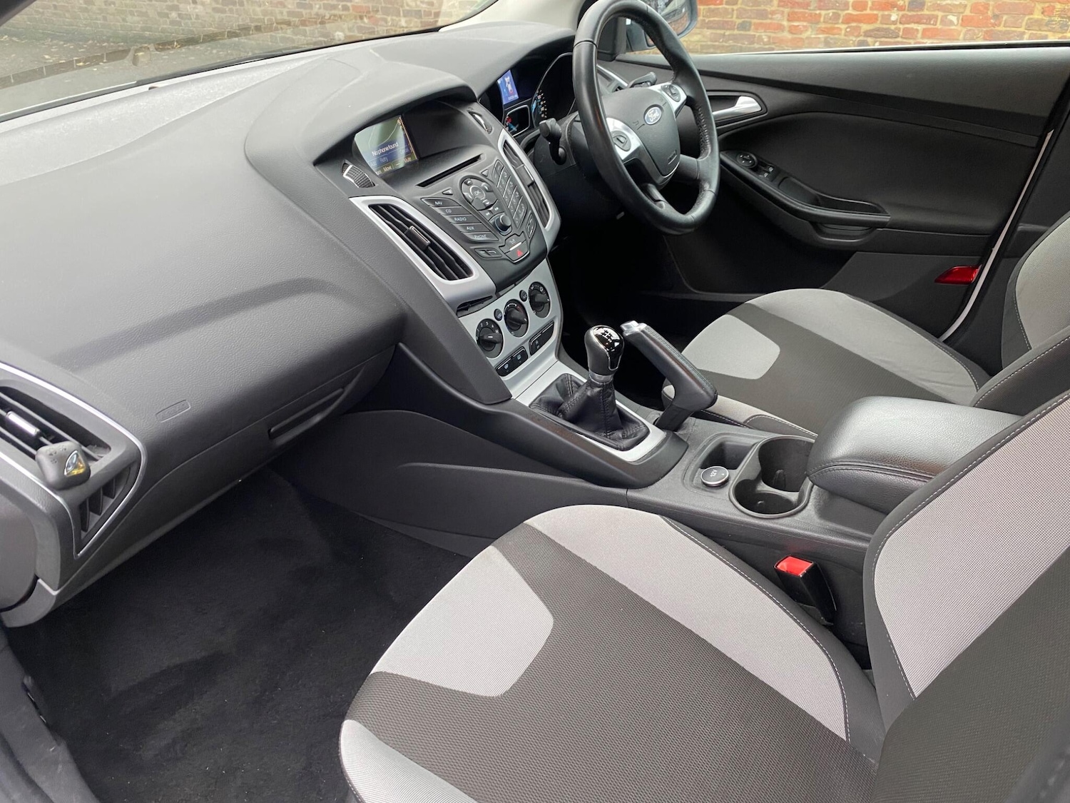 Used Ford Focus 2014 for sale - 76865865: Photo 24