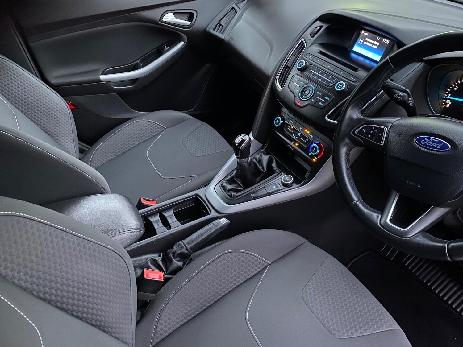 Used Ford Focus 2015 for sale - 76317953: Photo 42