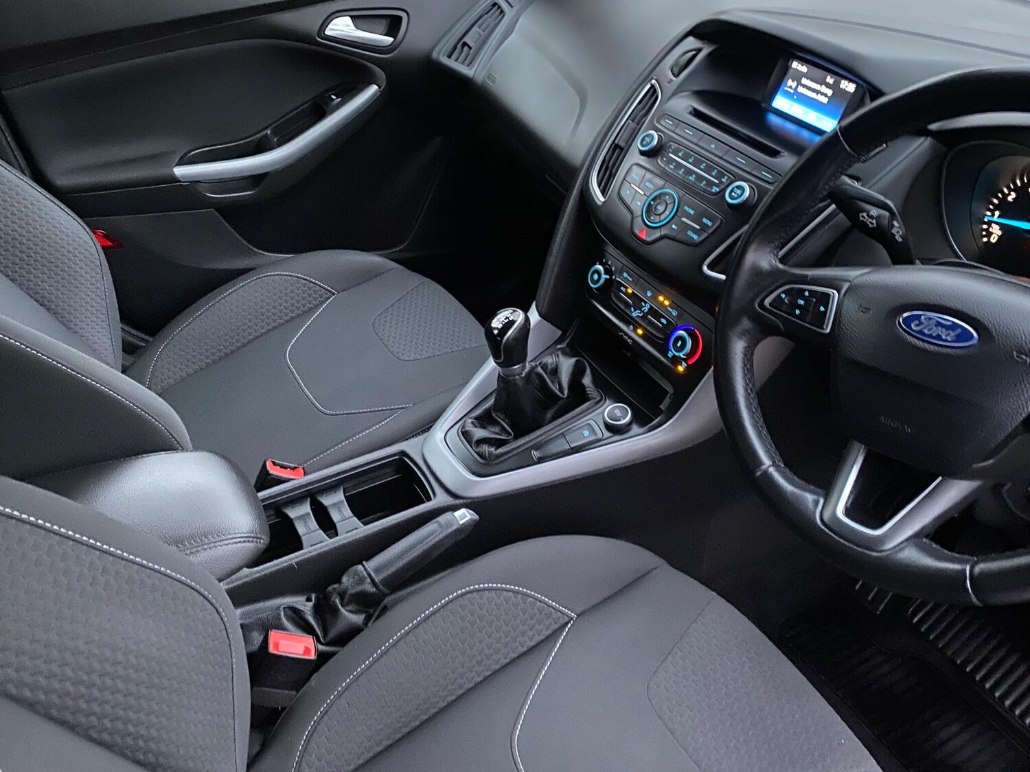 Used Ford Focus 2015 for sale - 76317953: Photo 44