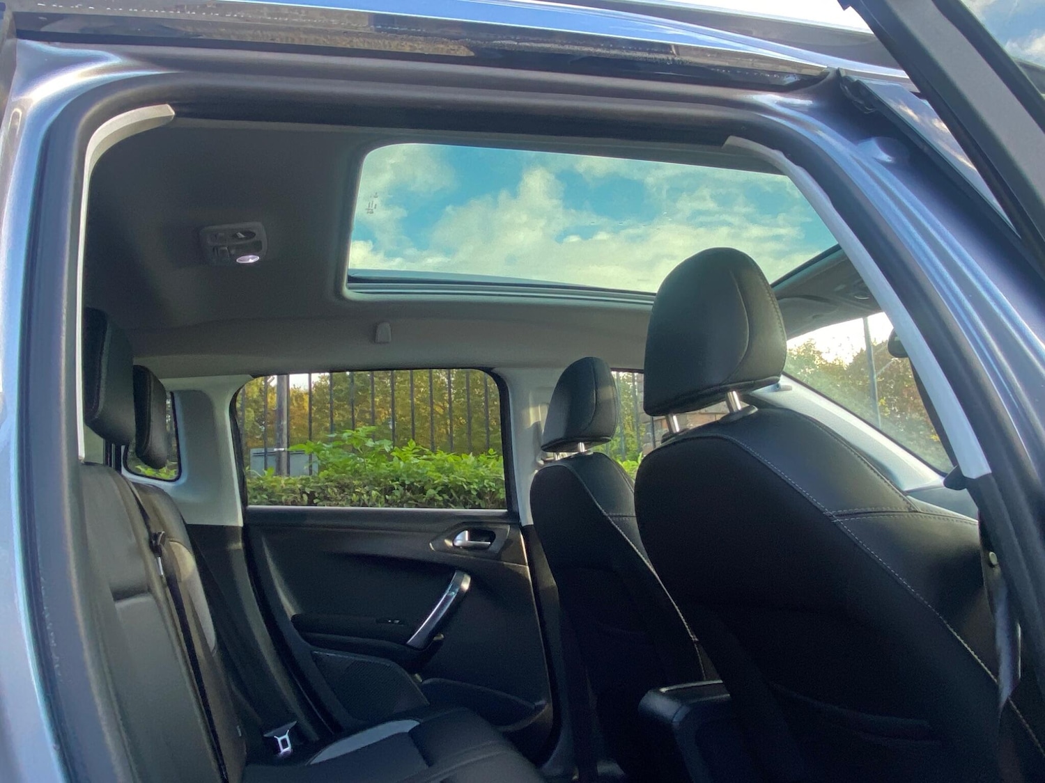 Used Peugeot 2008 2018 for sale - 76122859: Photo 30