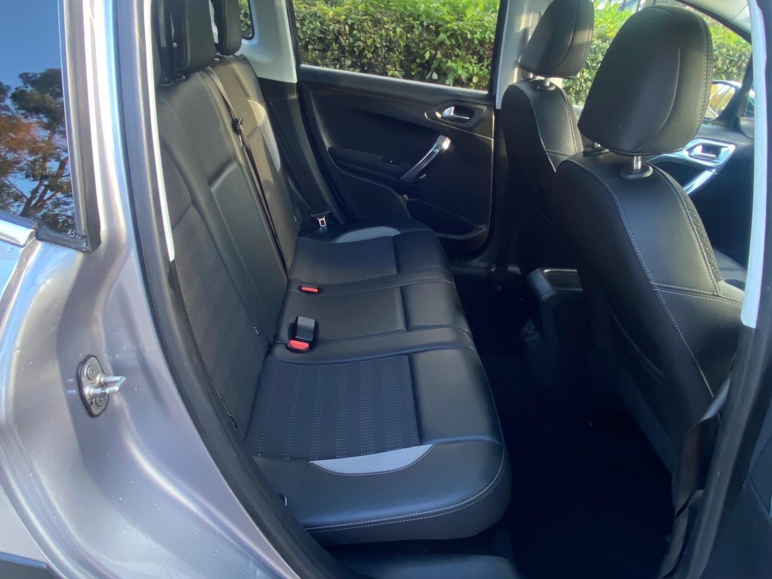 Used Peugeot 2008 2018 for sale - 76122859: Photo 31