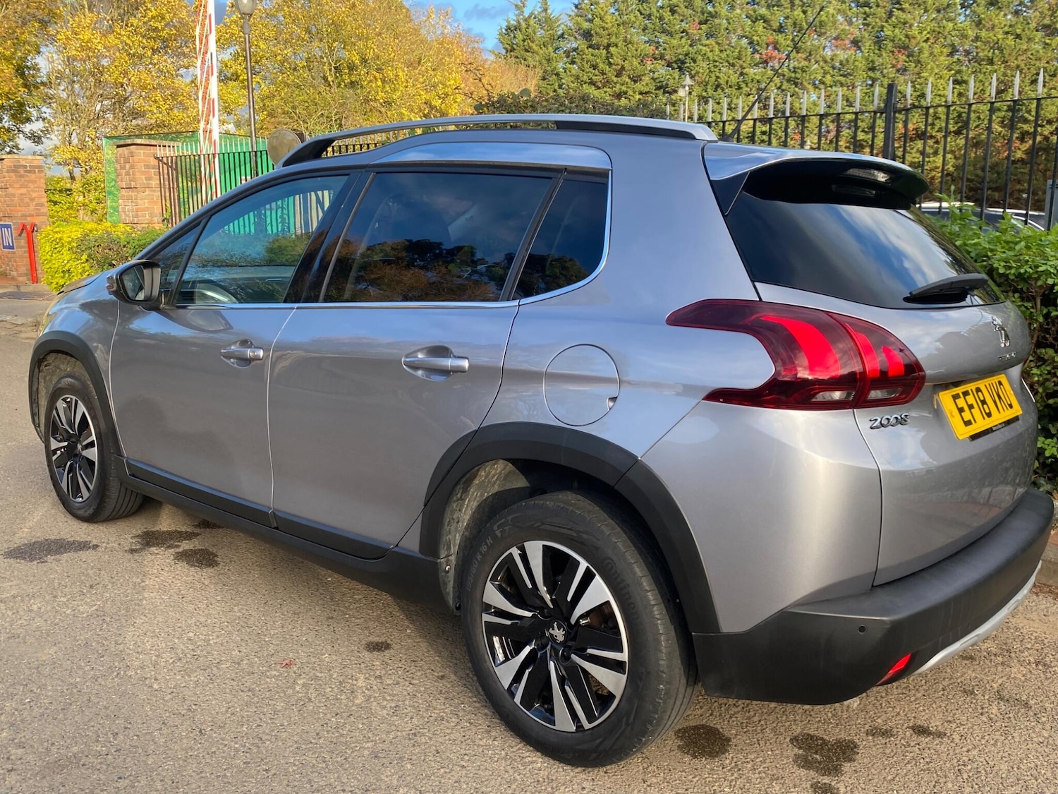Used Peugeot 2008 2018 for sale - 76122859: Photo 5