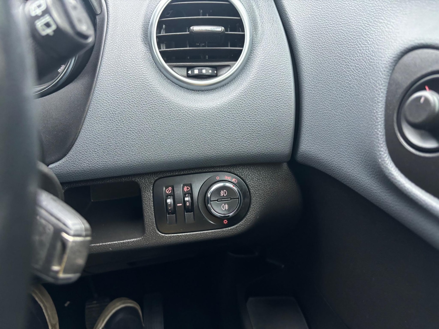 Used Vauxhall Meriva 2013 for sale - 76282917: Photo 71