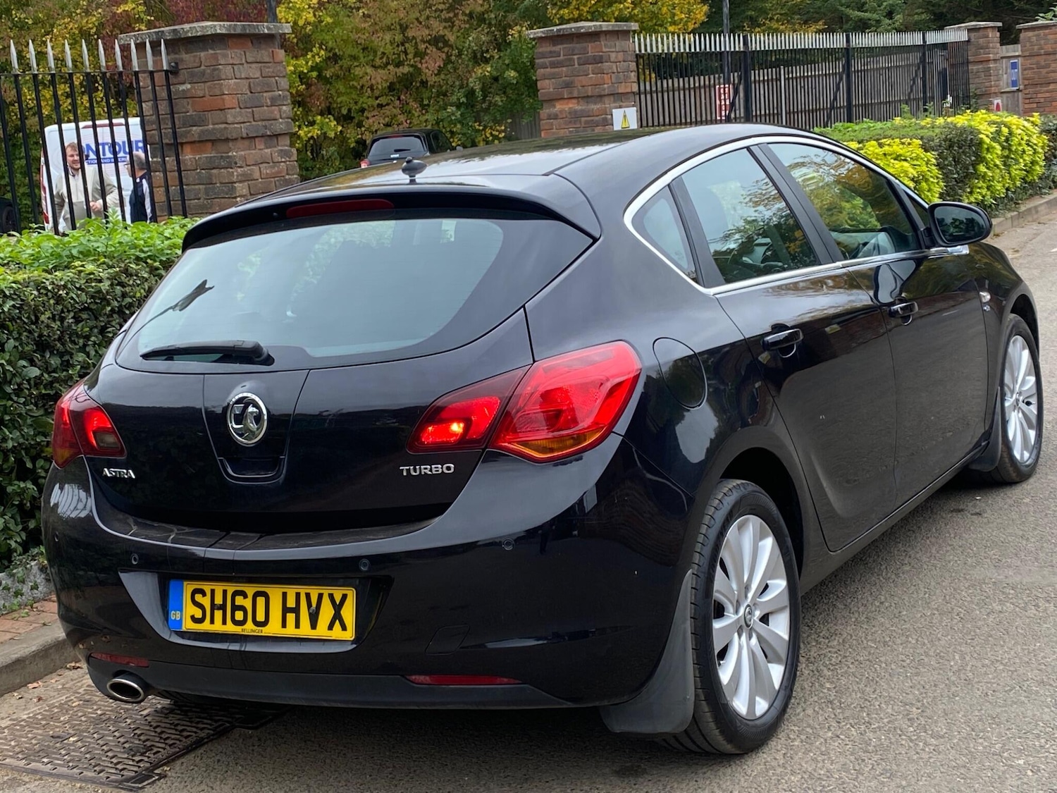Used Vauxhall Astra 2010 for sale - 76307424: Photo 23