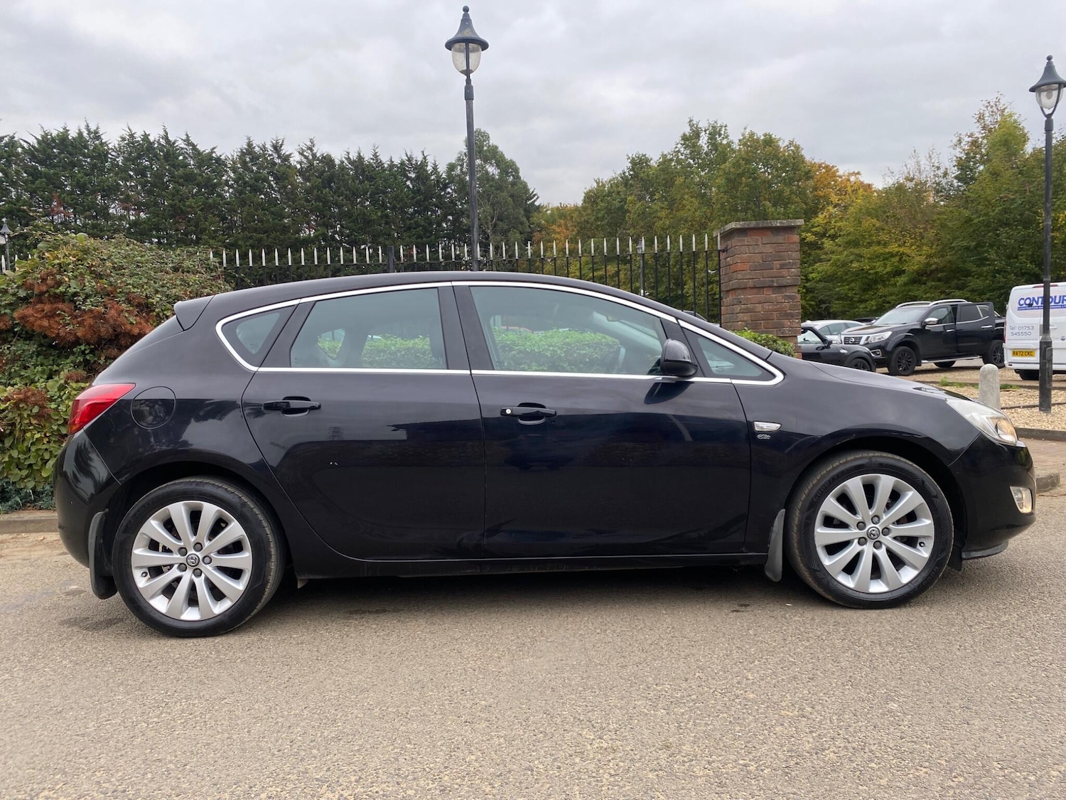 Used Vauxhall Astra 2010 for sale - 76307424: Photo 5