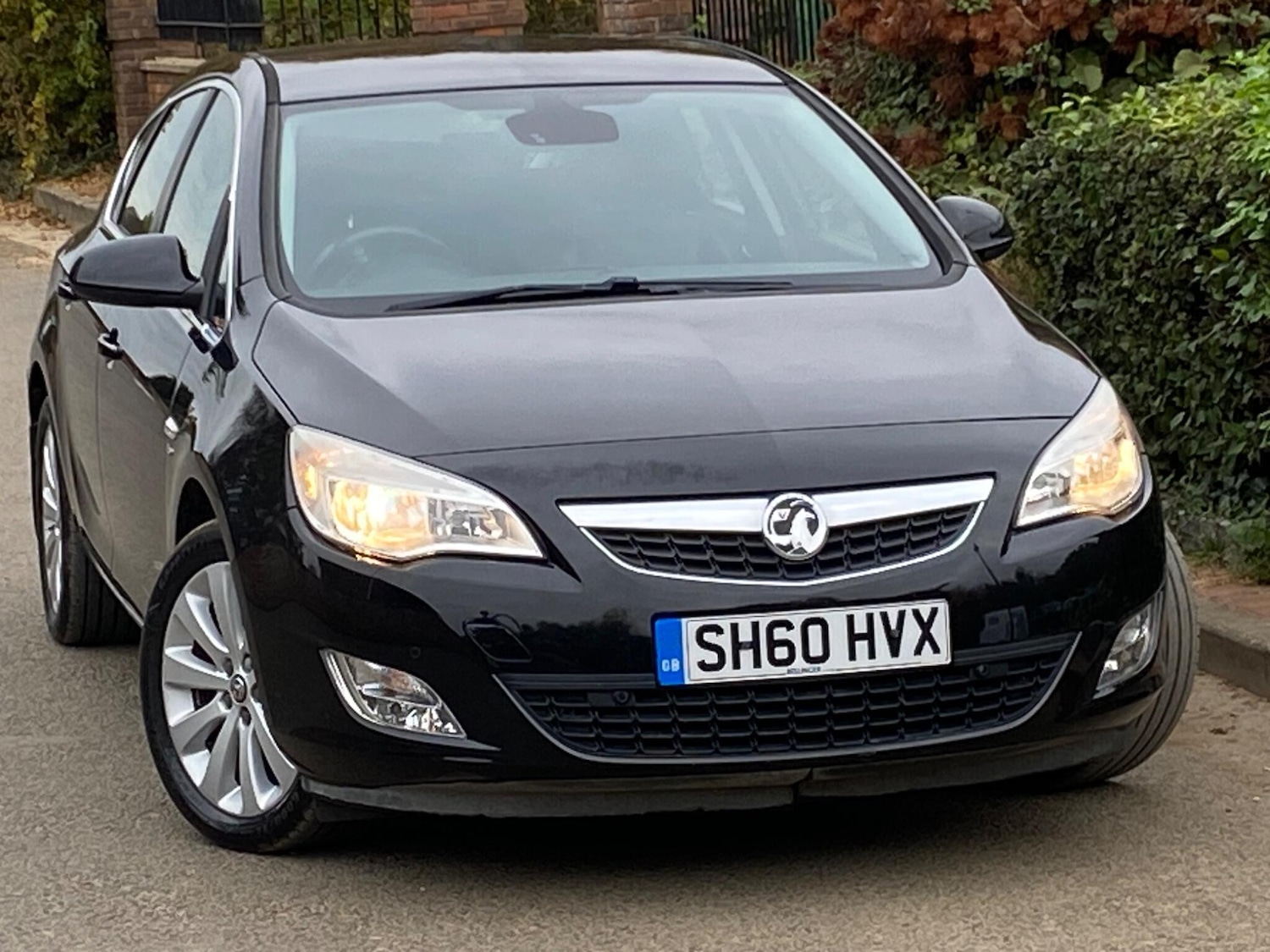 Used Vauxhall Astra 2010 for sale - 76307424: Photo 9