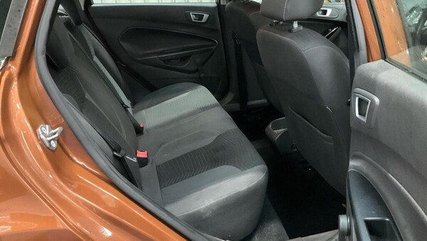 Used Ford Fiesta 2014 for sale - 76270354: Photo 5