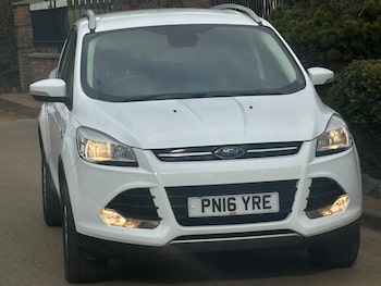 Used Ford Kuga 2016 for sale - 76122395: Photo