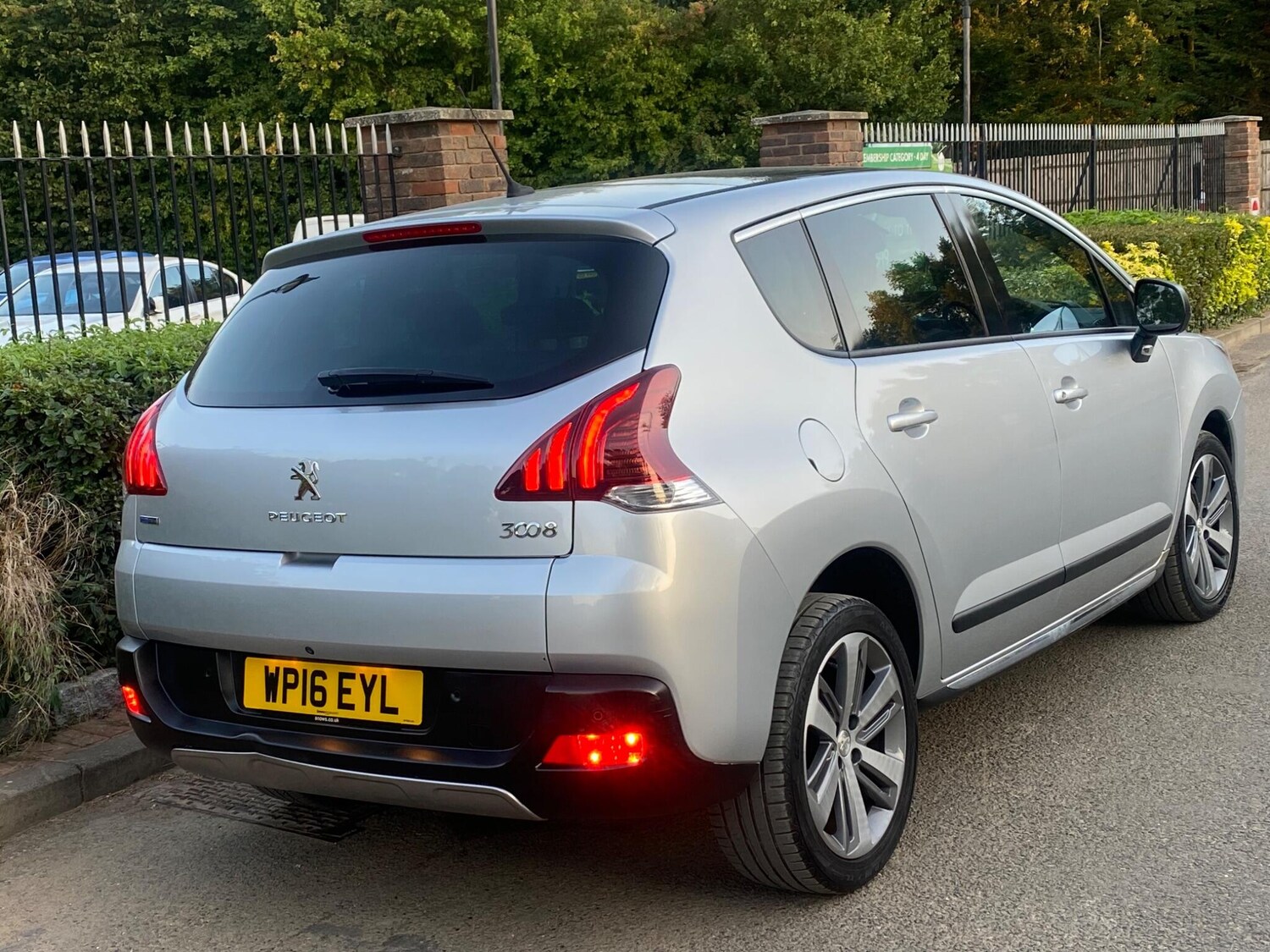 Used Peugeot 3008 2016 for sale - 76122774: Photo 16