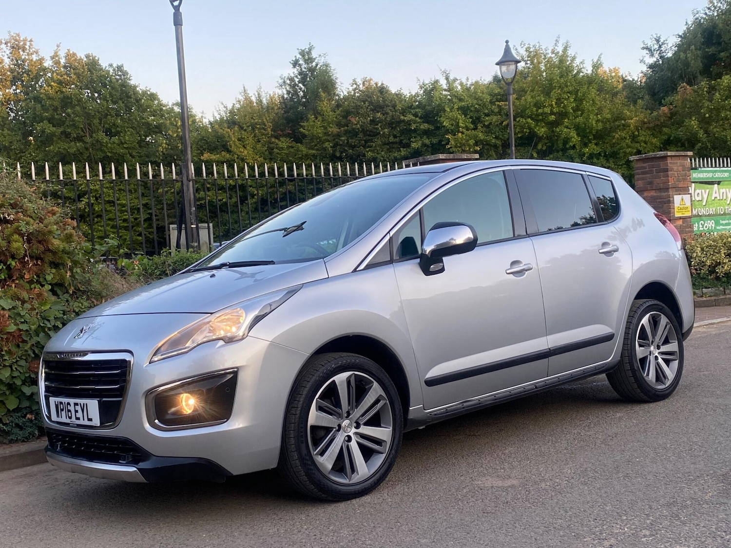 Used Peugeot 3008 2016 for sale - 76122774: Photo 3